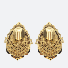 画像をギャラリービューアに読み込む, regina - 王妃 -